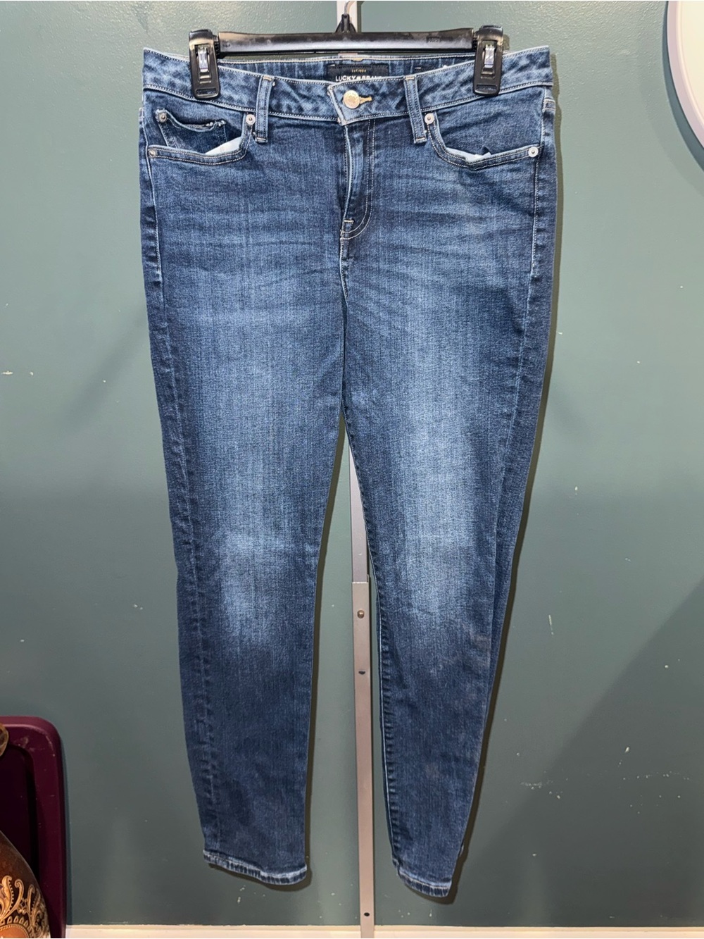 Lucky Brand Skinny Jeans in Medium Blue Wash